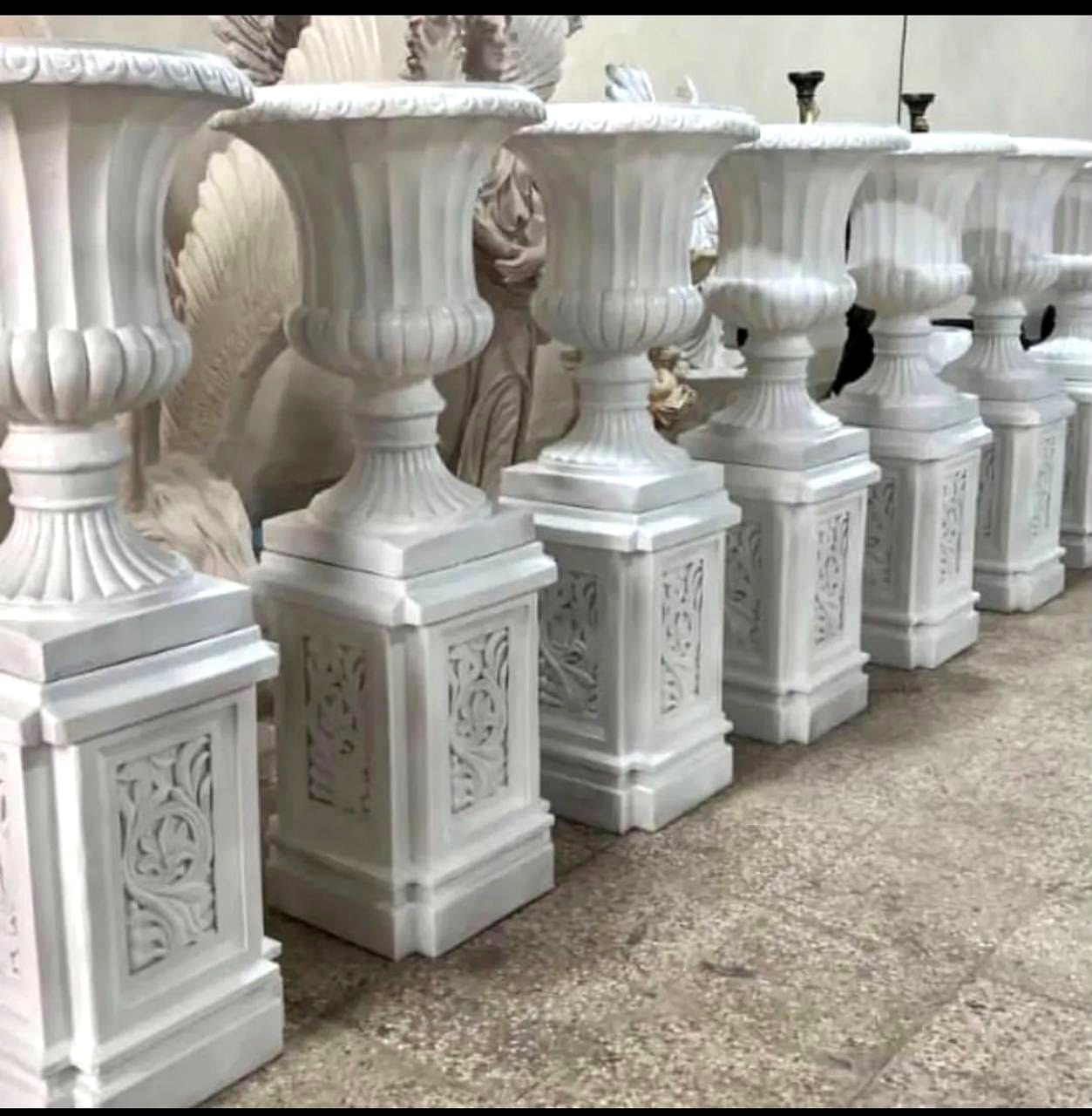 Medici Vases