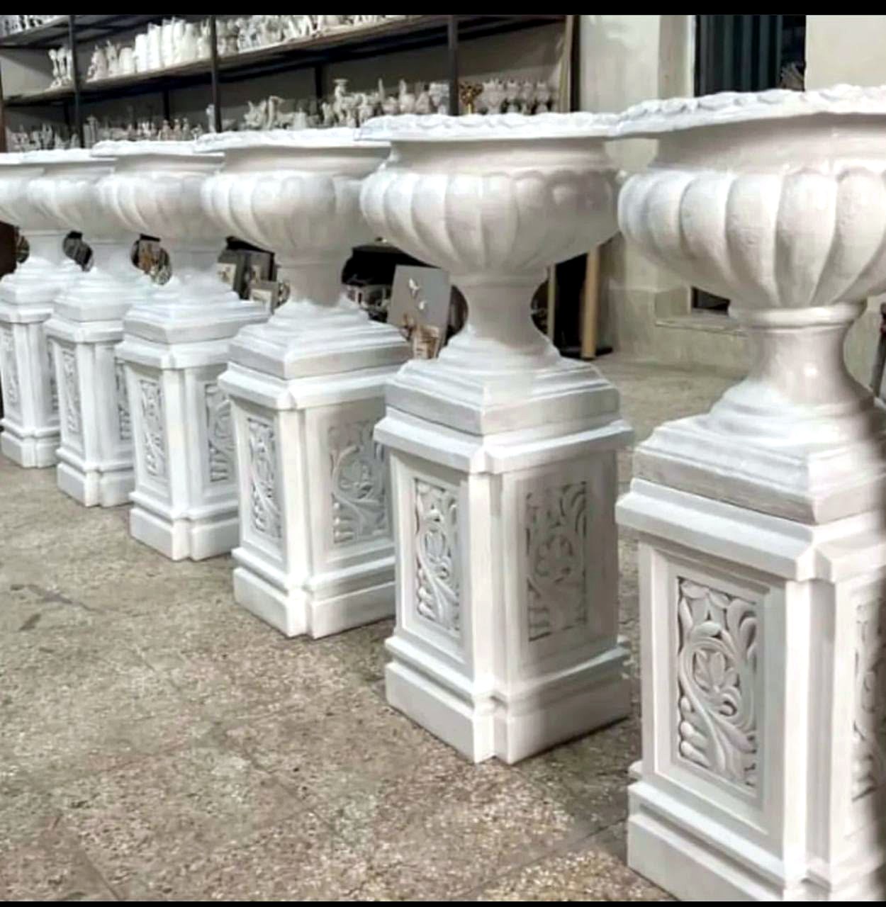Classic Urns