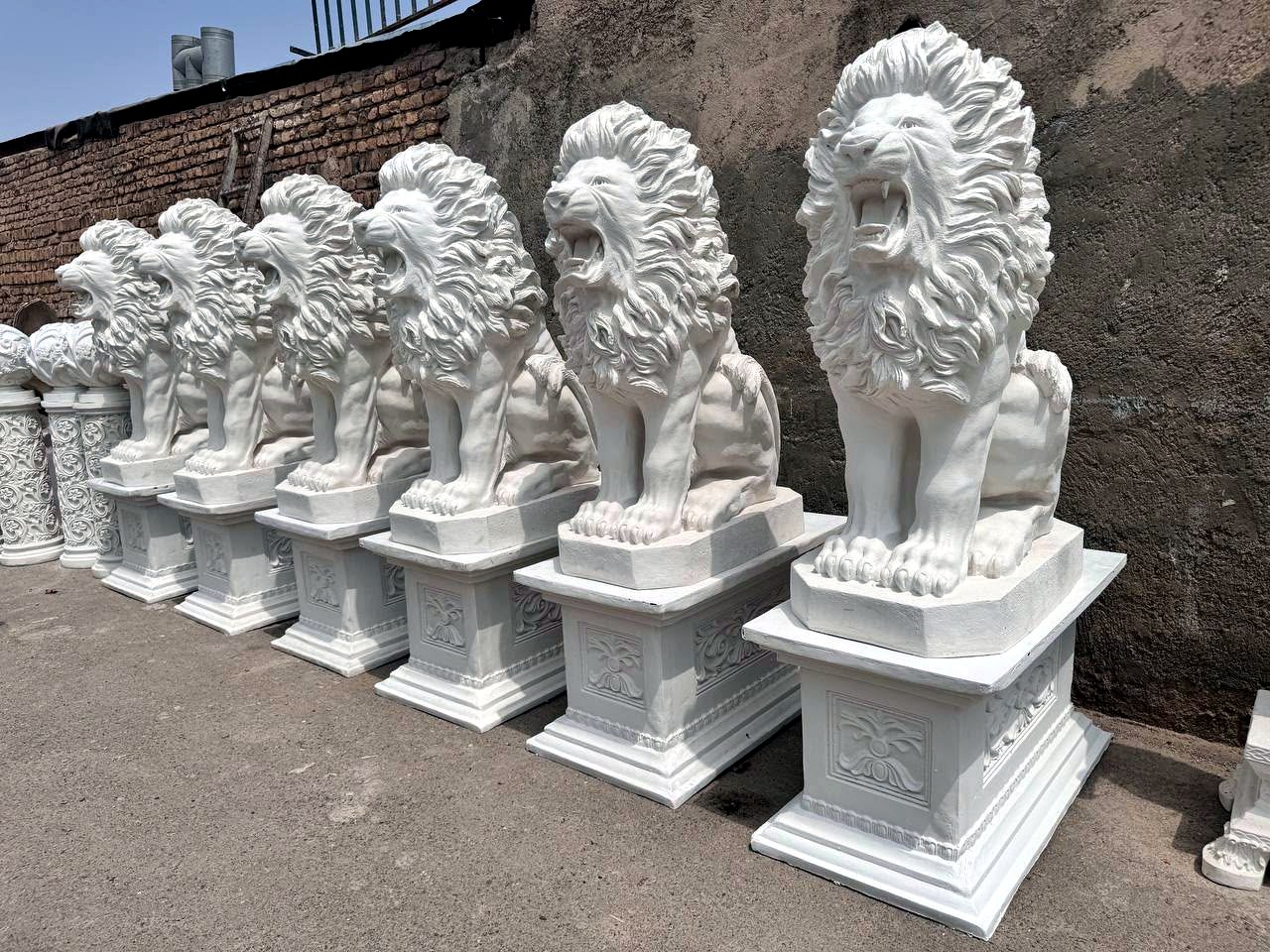 Royal Lion